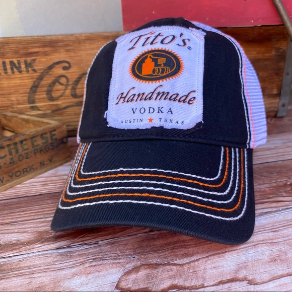 🆕🆕✨ TITO'S VODKA AUSTIN TX RETRO ADJ MESH TRUCKER HAT WITH PATCH O/S NWT - Picture 2 of 9